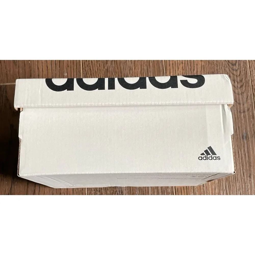 Adidas empty‎ shoe box